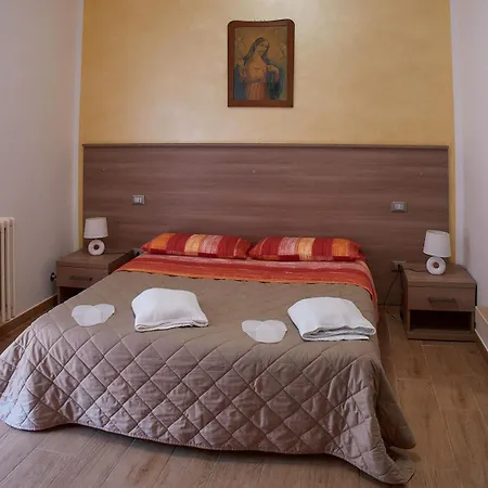 Anna E Leo - Casa Di Anna Bed and Breakfast *